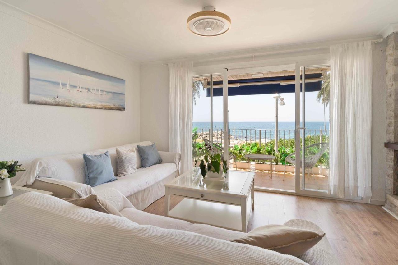 Appartement Apartamento Primera Linea De Mar Con Espectaculares Vistas à Sant Pol De Mar Extérieur photo
